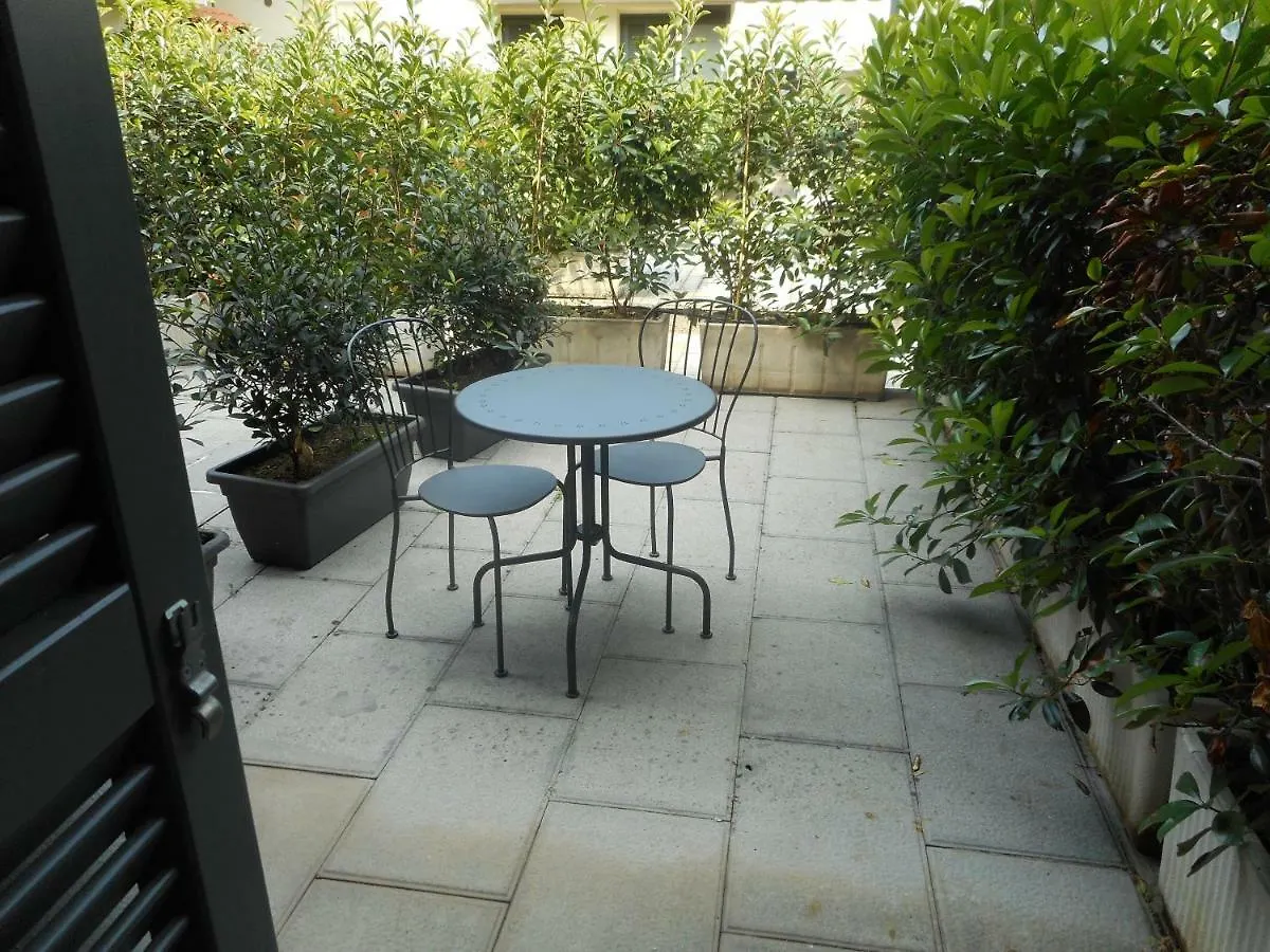 Borgo Antico Rooms Self Check-In Bergamo 0*,  Italy