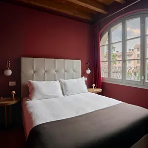 https://rego-holiday-apartments-city-center.it-lombardy.com